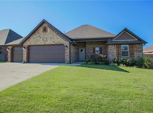 3407 SW Gibson Ave, Bentonville, AR 72712