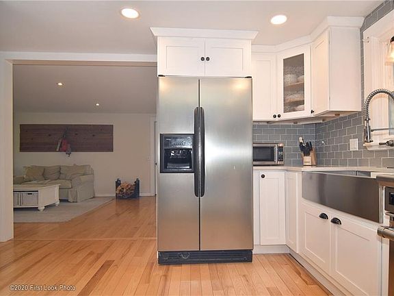 5th image of 61 Thelma Irene Dr