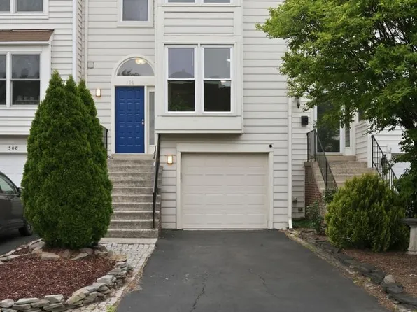 506 Dakota Dr, Herndon, VA 20170