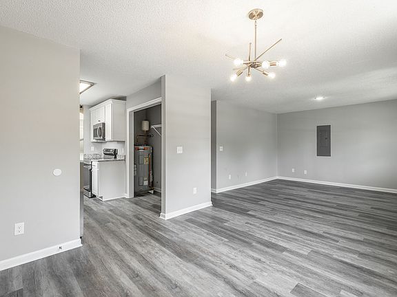 4th image of 1801 S Lyerly St