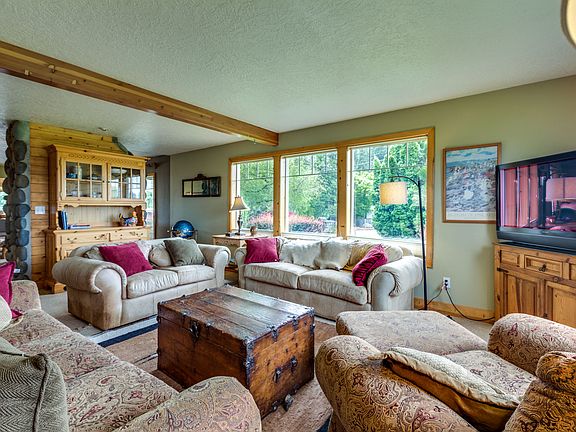 Large living room on main