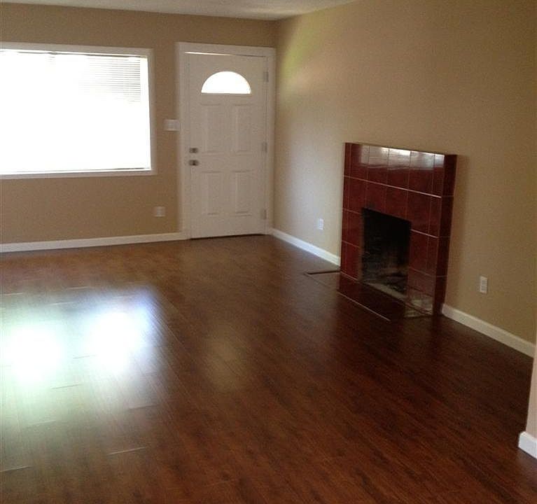 2nd image of 5501 Bradford Dr