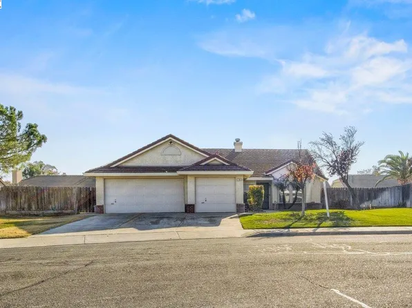 1381 El Camino Way, Los Banos, CA 93635