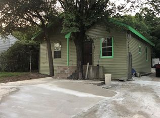 1135 Lebanon Ave, Dallas, TX 75208