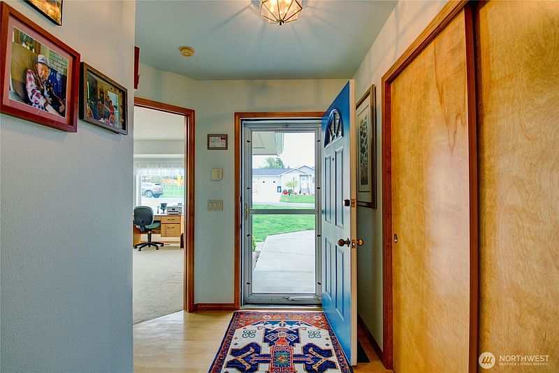 5th image of 3805 N Avenue W
