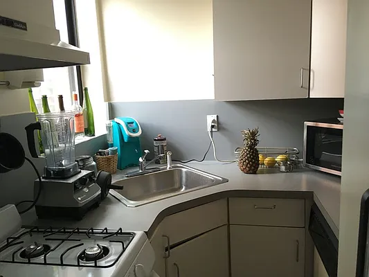 Rented by LG Fairmont Group | media 21