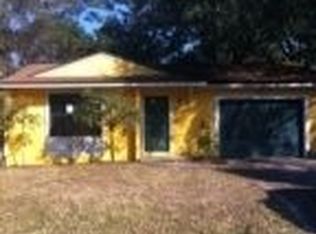119 Jasmine St, Atlantic Beach, FL 32233