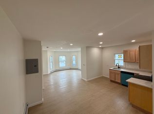 76-78 Lowell St FLOOR 76-2, Methuen, MA 01844