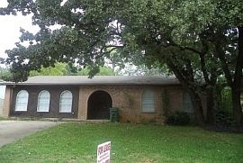 1st image of 2615 Mintwood Pl