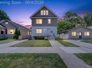 351 Edgewood Pl, Ferndale, MI 48220
