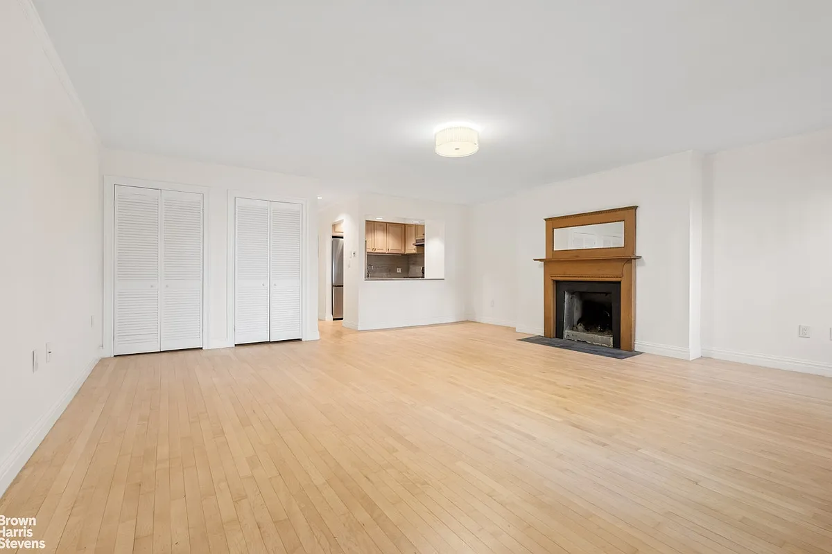 Building Photo - 228 W 138th St #1
