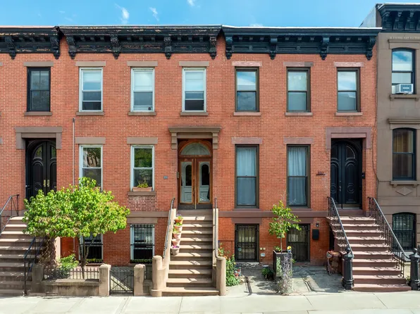 331 Hoyt Street image 6 of 12