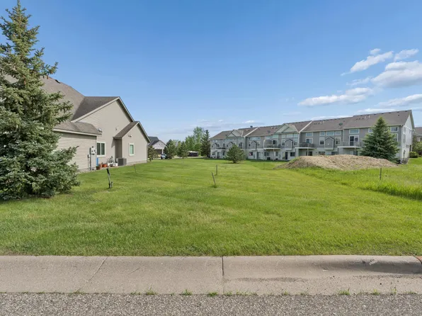 9761 Saint Andrews Dr, Elko New Market, MN 55020