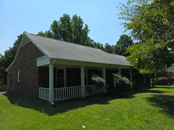 1301 Rock Point Rd