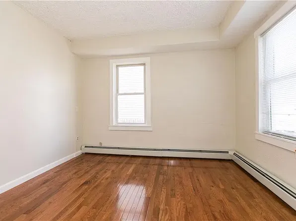 174 Ford St, Providence, RI