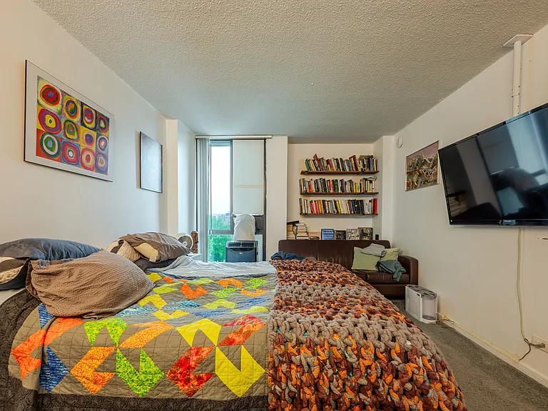 1250 4th St SW #W715 — Photo 13