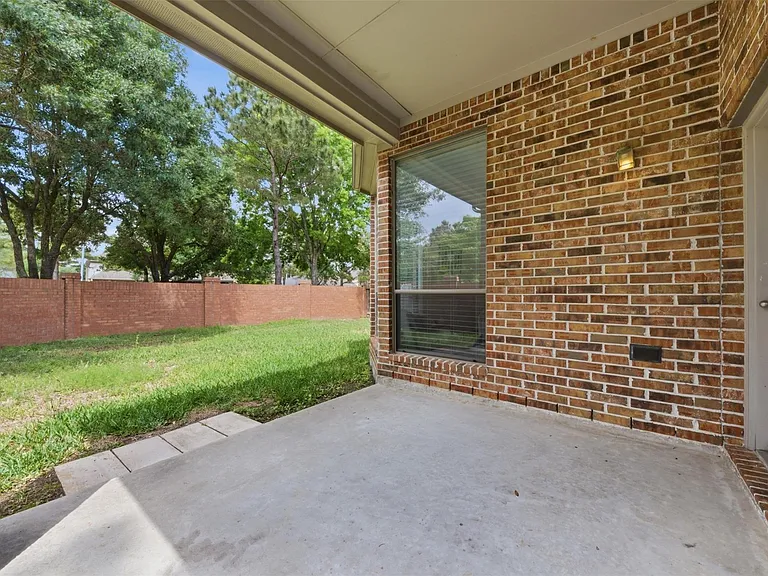 4303 Wellington Grove Ln — Photo 24