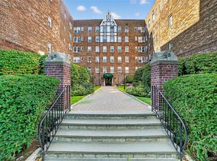 25 Parkview Avenue #2G, Bronxville, NY 10708