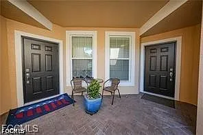 2 bed, 2.0 bath, 1345 sqft, $3,300 — Photo 2