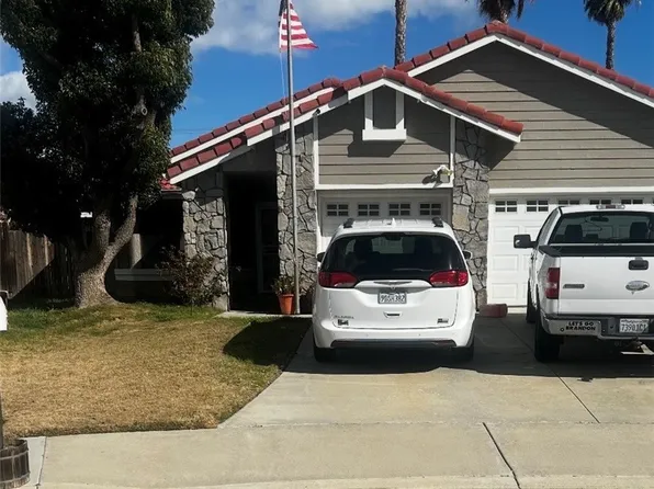 954 Basalt Ct, Hemet, CA 92543