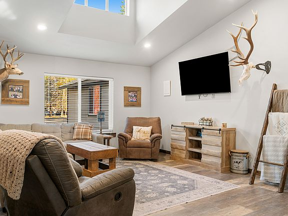 3rd image of 53088 Loop Dr