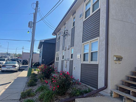 2nd image of 5115 Marshall Dr APT 2