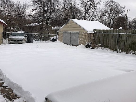 3rd image of 3426 Lyndale Ave N