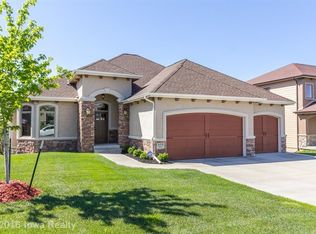 16478 Tanglewood Dr, Clive, IA 50325