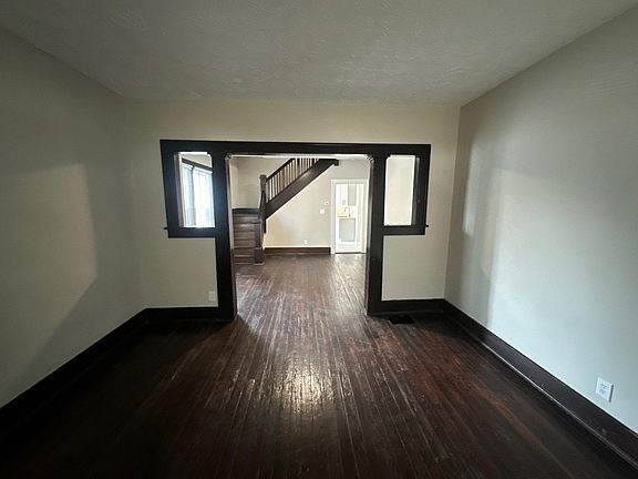 4th image of 406 Eastern Ave #406