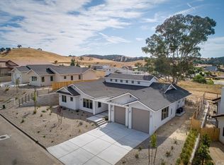 3480 Lakeside Village Dr, Paso Robles, CA 93446