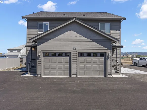 208 W A St, Rainier, OR 97048