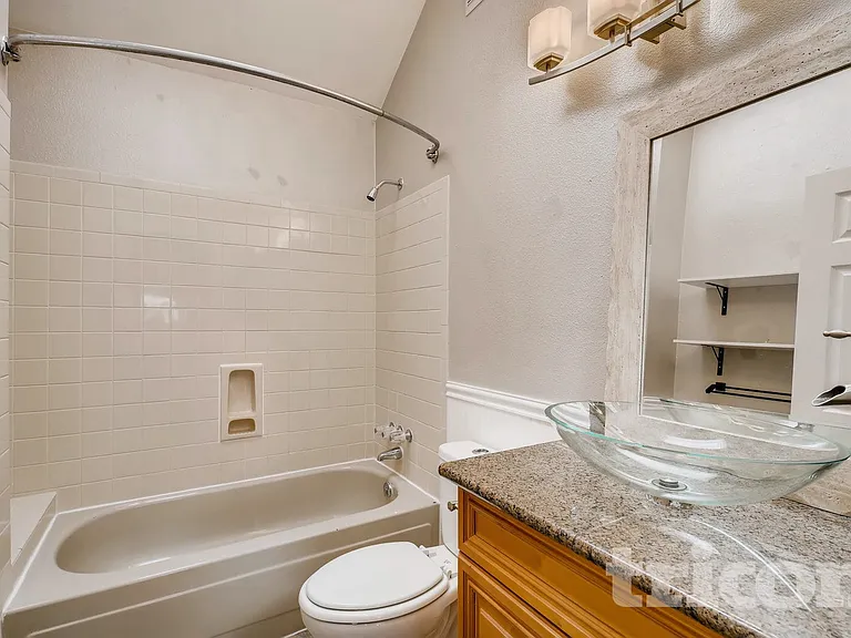 13722 W 64th Dr — Photo 11