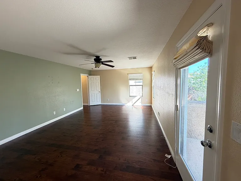 5450 Pinecroft Dr — Photo 11