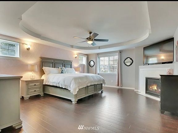 5th image of 17906 113th Street Ct E #1