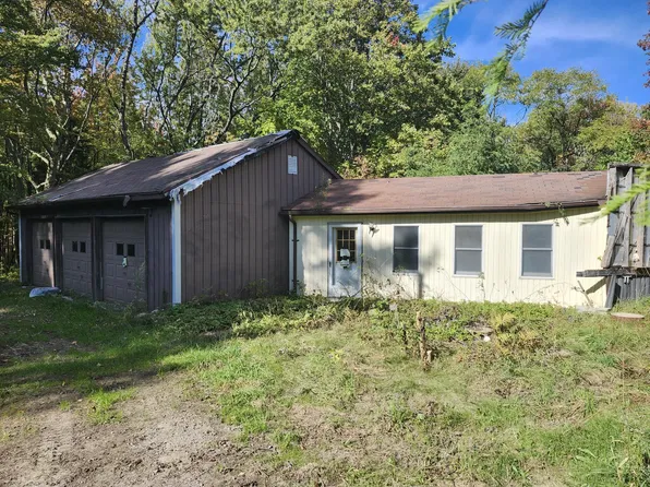 3089 Sheldon Dr, Erie, PA 16509