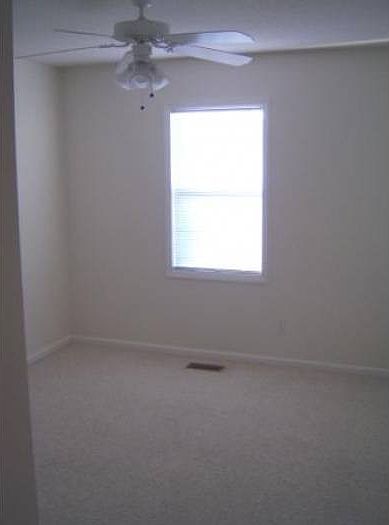 2nd image of 3801 R3 Sterling Pointe Dr