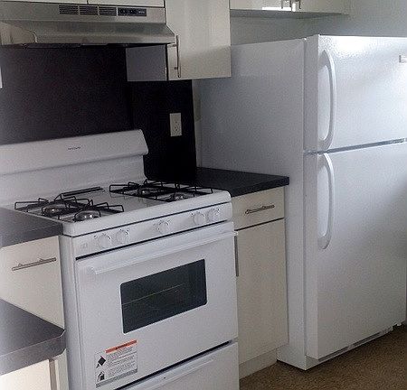4th image of 3424 Kingsbridge Ave APT 4K