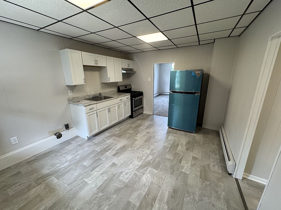 1st image of 139 Sand St #A
