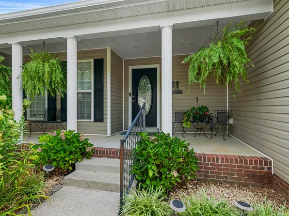 1265 Trillium Ln, Bowling Green, KY 42104