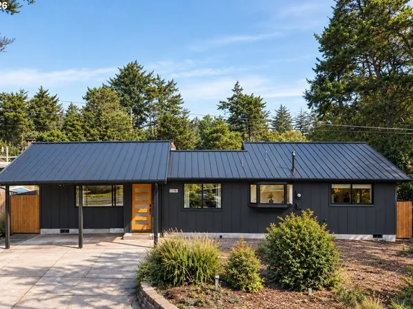 5850 Jasmine Ave, Cloverdale, OR 97112