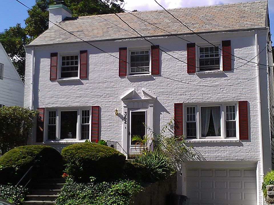 2nd image of 430 Dexter Ave