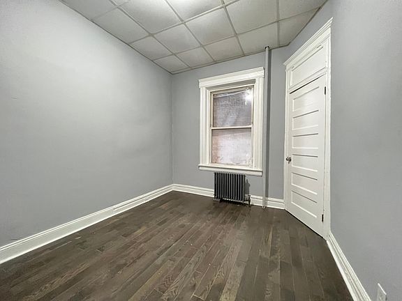 2nd image of 216 Bloomfield Ave #1B