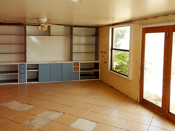 5th image of 206 Valentino Ct
