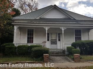 212 E Gaines St, Dublin, GA 31021