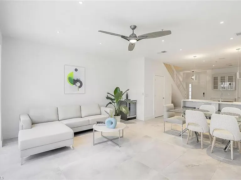 775 Hampton Cir #133 — Photo 7