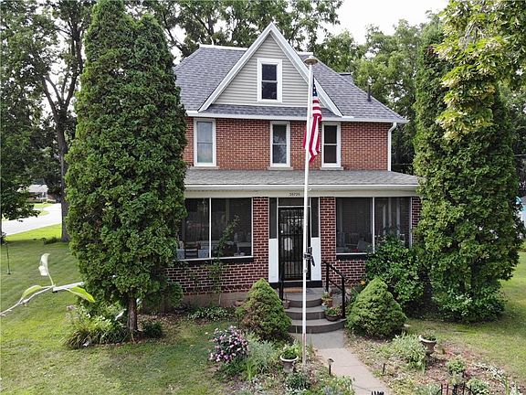 4th image of 35725 5th Street