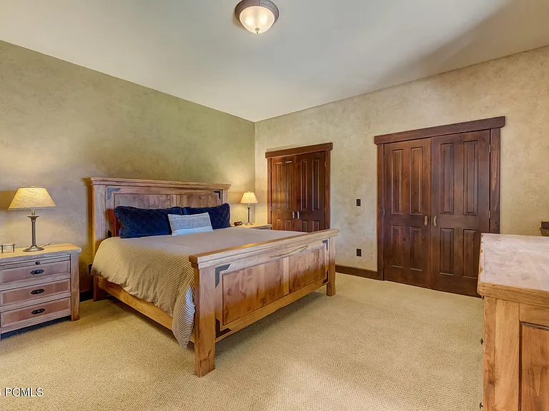 715 Aspen Ln — Photo 54