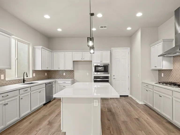 25513 N 21st Ave — Photo 13