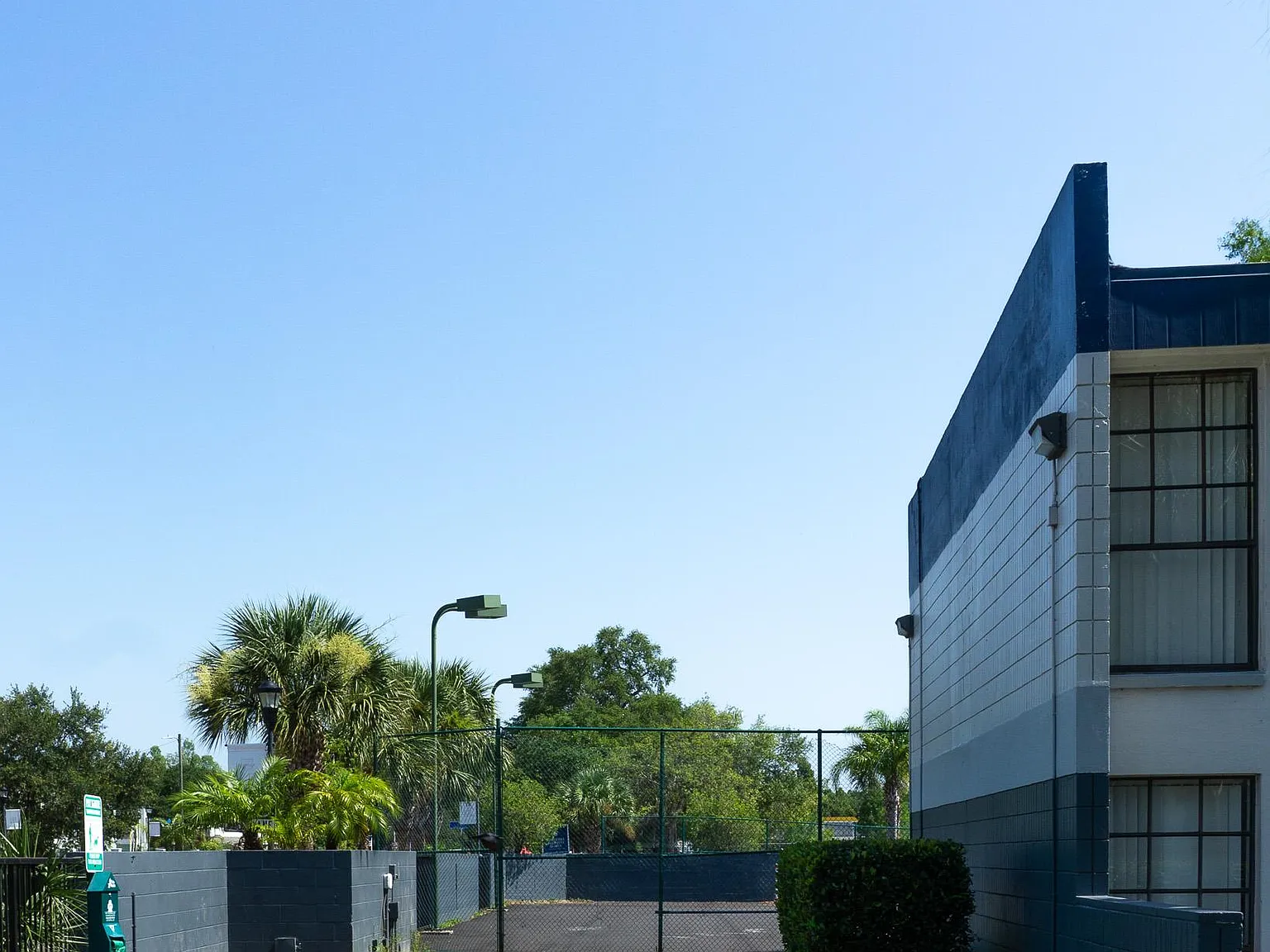 Montierra Apartments — Photo 2
