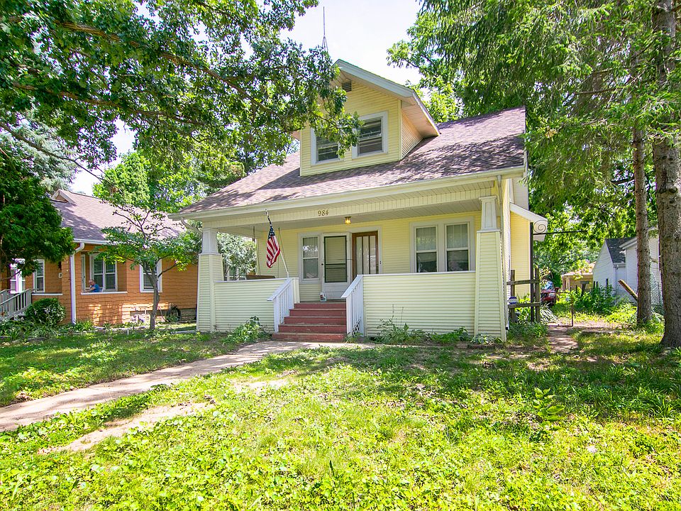 1st image of 984 S Poplar Ave